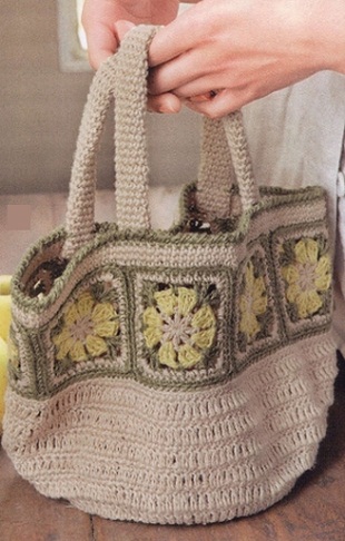 Crochet Handbag with Square Motif