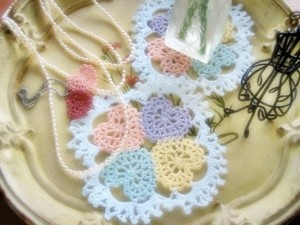 crochet hearts doily pattern