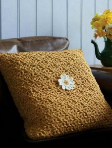 textured pillow crochet