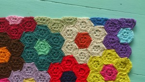 honeycomb crochet blanket 6