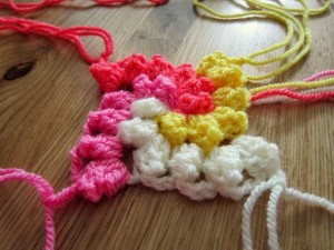 Spiral Bobble Crochet Stitch Tutorial 17