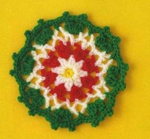 three-colored-crochet-circle-motif