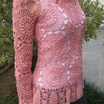 long sleeve pink cricle crochet top
