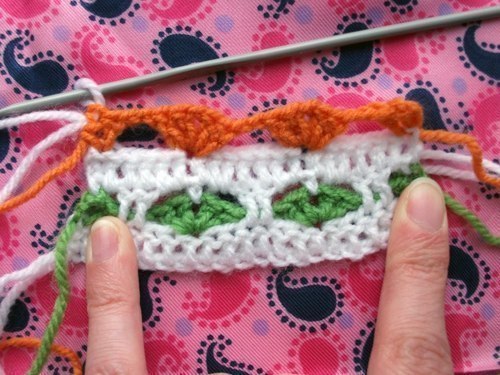 step by step crochet harts blanket pattern 4