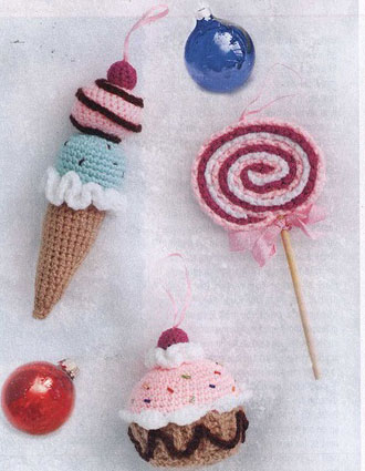 Ice-Cream-and-Lolliposo-crochet-ornaments