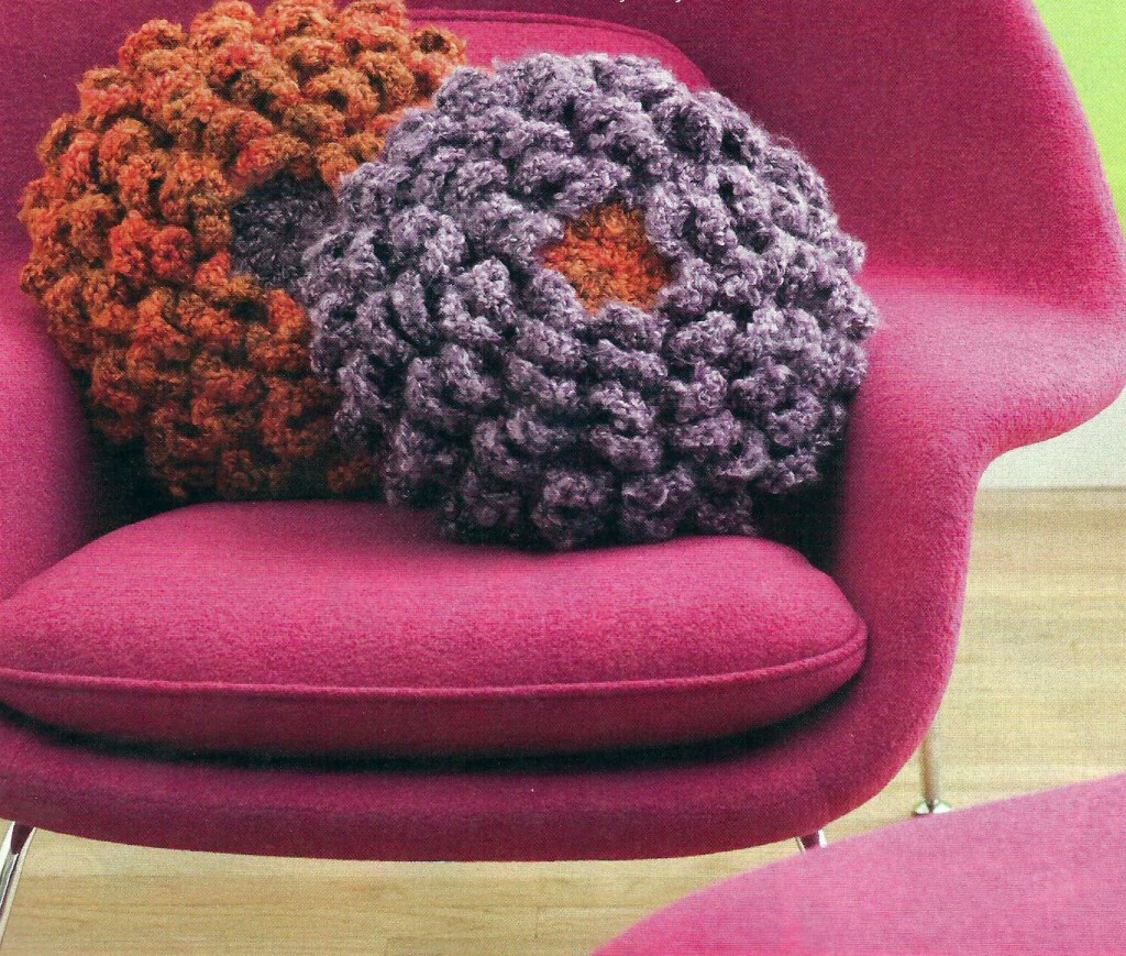 crochet-petal-pillow-pattern