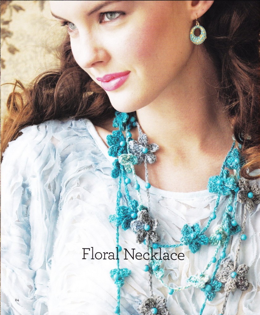 noro floral necklace