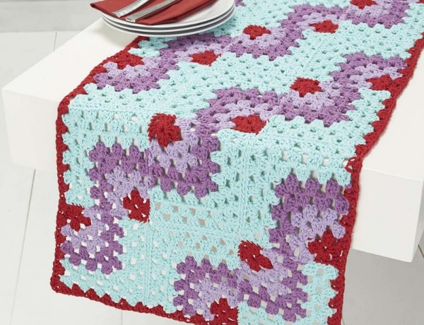 Crochet Table Runner ? Crochet Kingdom