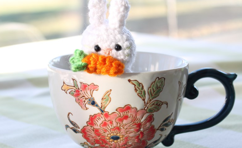 Little Easter Bunny Amigurumi Pattern crochet