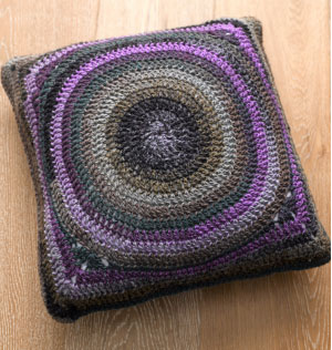 Spiral-in-a-Square-Motif-Cushion-Free-Crochet-Pattern
