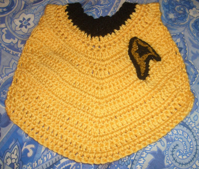 Star Trek Baby Bib free crochet pattern