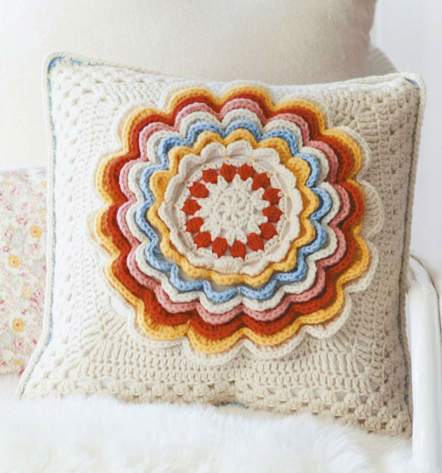 Petal-Pillow-Vintage-Crochet-Style