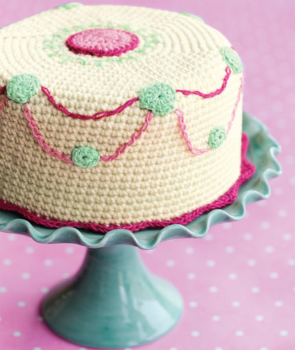 Crochet Confection Free Cake Pattern