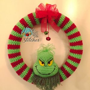 Grinch Wreath free crochet pattern