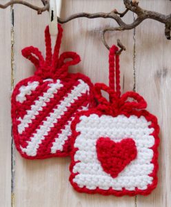 Free Crochet Christmas Ornaments