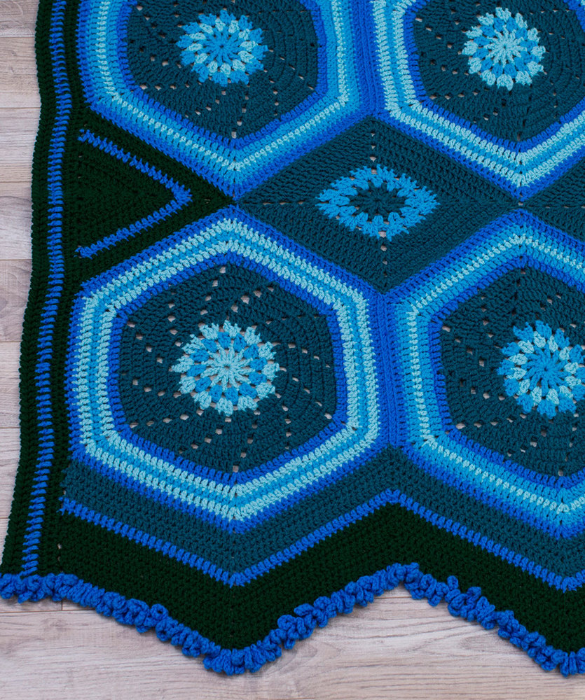 moody-blues-throw-free-crochet-pattern-1