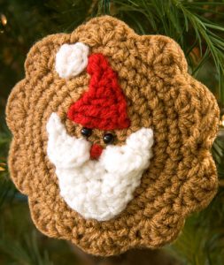 santa-cookie-ornament-free-crochet-pattern