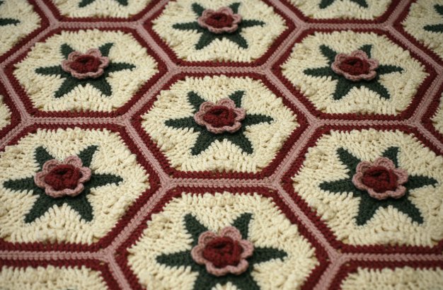 Malmaison Hexagonal Rosy Motif Free Crochet Pattern