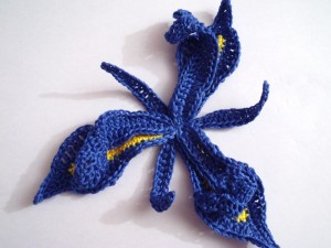 Iris crochet pattern