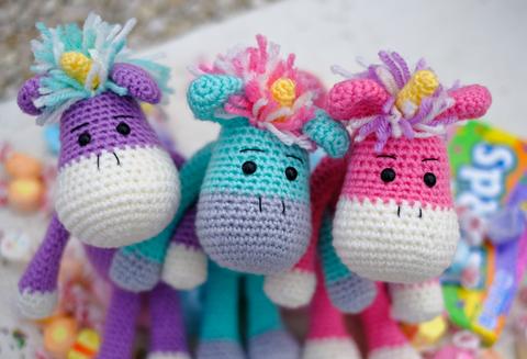 Molly The Magical Unicorn free amigurumi unicorn crochet pattern.