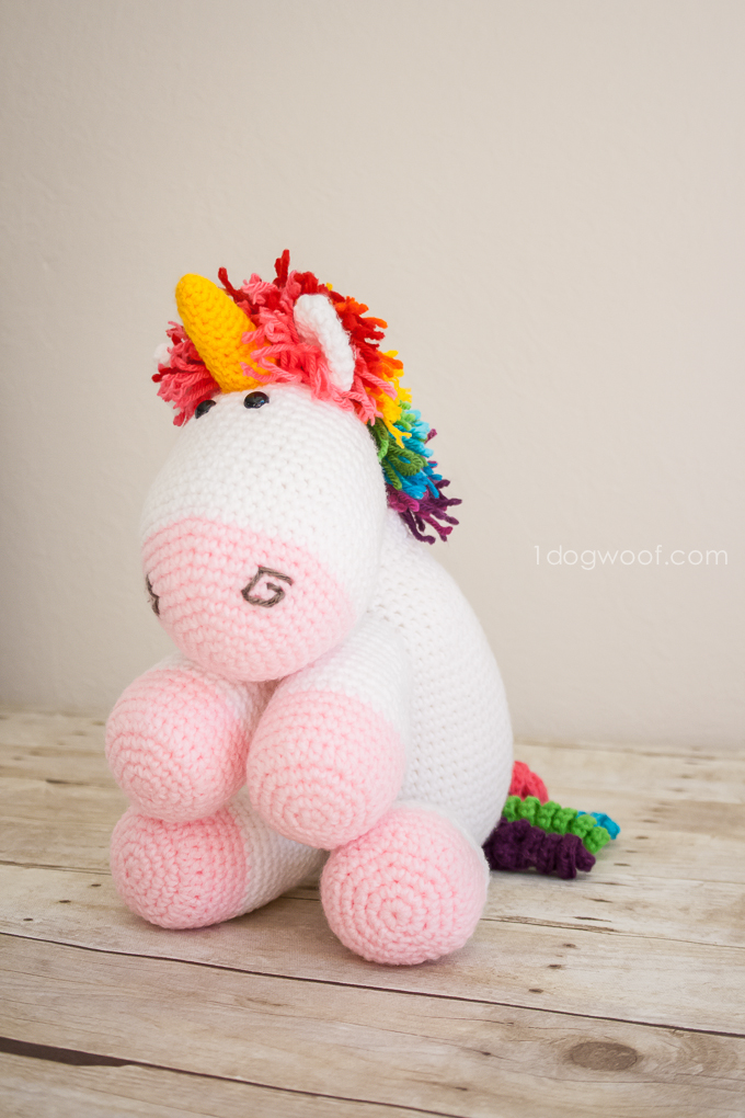 Rainbow Cuddles Crochet Unicorn Pattern free