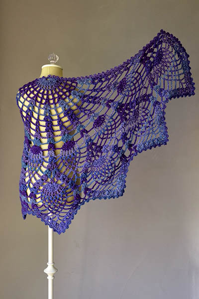 Pineapple Peacock Shawl Free Crochet Pattern ⋆ Crochet Kingdom