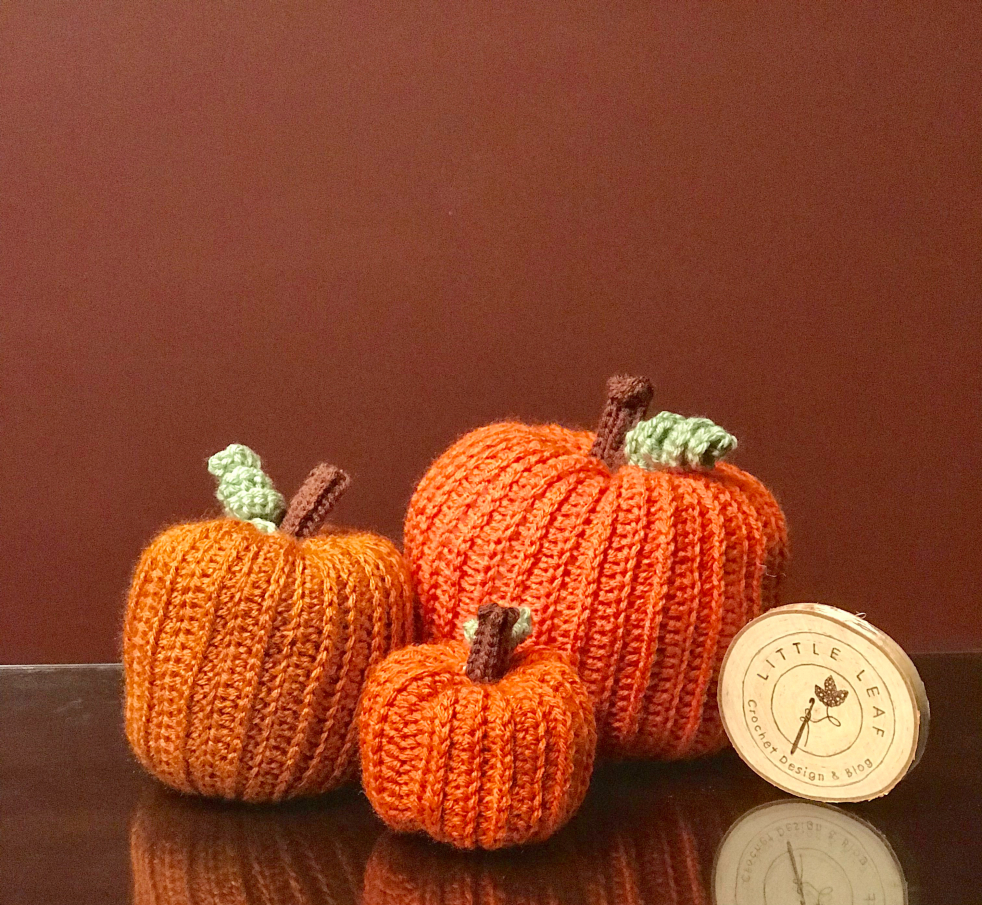 Sweater Pumpkin Free Crochet Pattern