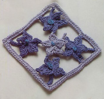 Crochet Square with Lilies Free Pattern