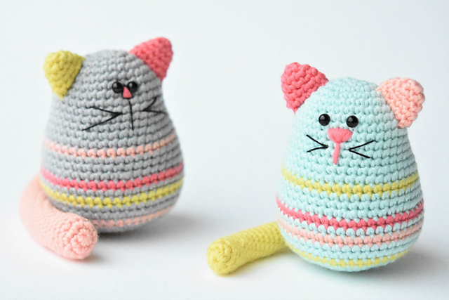 Egg-shaped Cat Free Crochet Softies Amigurumi Pattern