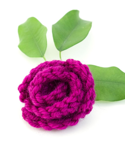 Crochet Rose Appliqué Free Pattern. Free rose crochet pattern.