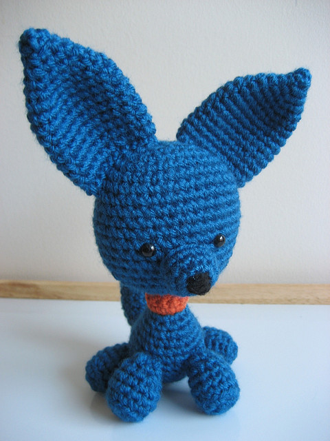 Amigurumi Perky Puppy. FREE crochet pattern dog amigurumi.