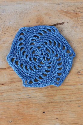 Crochet Along Week 4. Swirl lace hexagon free crochet pattern.