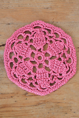 Crochet Along Week. Lace hexagon motif free crochet pattern.