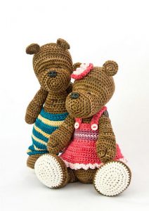Patti & PeteThe Twin Bears Free Crochet Pattern