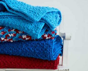 Bernat Pebble Stitch Throw Free Beginner Crochet Blanket Pattern