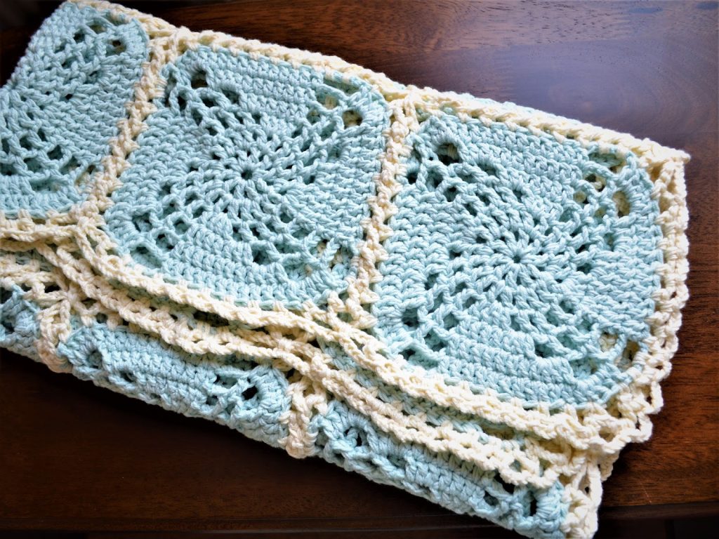 Free Crochet Pattern for a Magic Granny Square