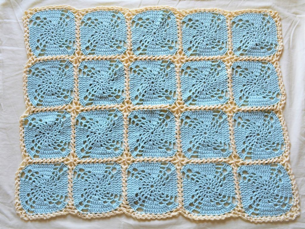 Free Crochet Pattern for a Magic Granny Square