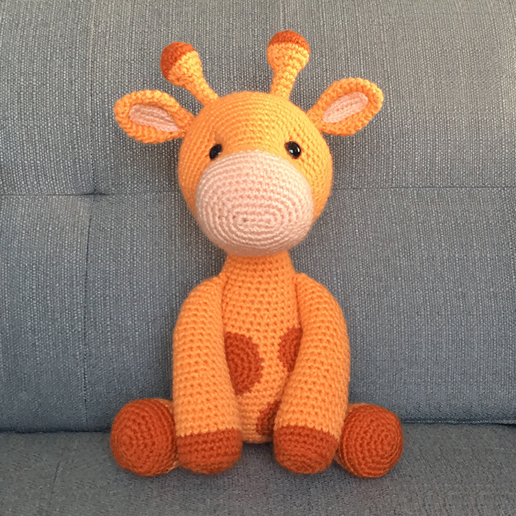 Free Amigurumi Crochet Pattern for Ginnie the Giraffe