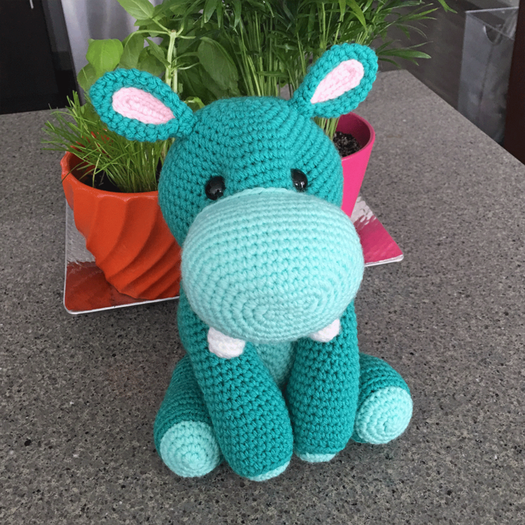 Free Amigurumi Crochet Pattern for Harriet the Hippo