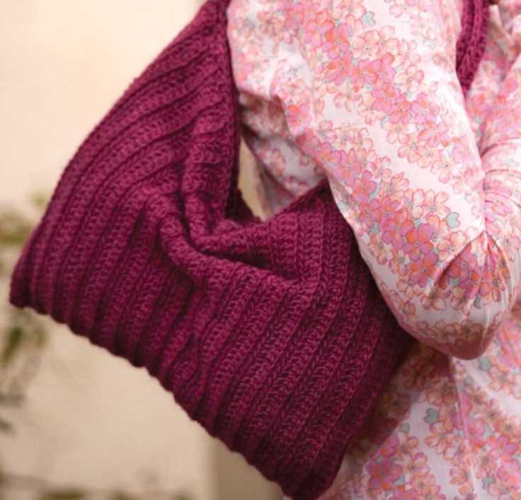 Free Crochet Pattern for a Slouchy Purse