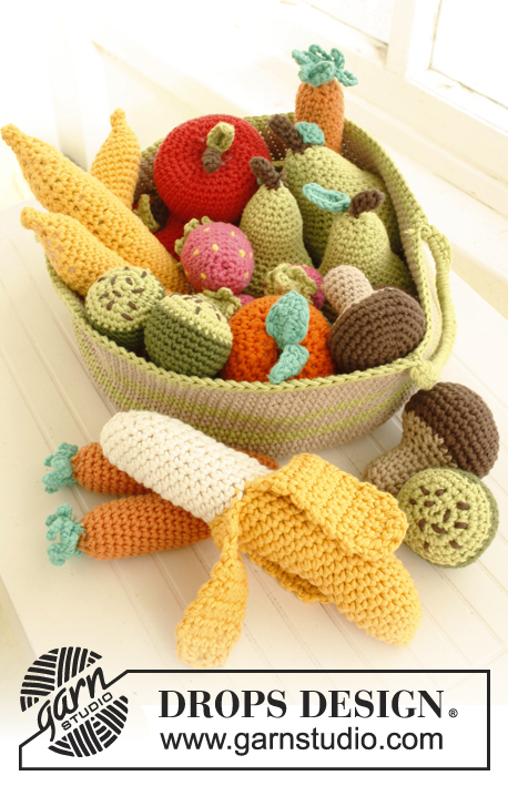 Free Crochet Pattern for a Basket Full of Fruit and Vegetables