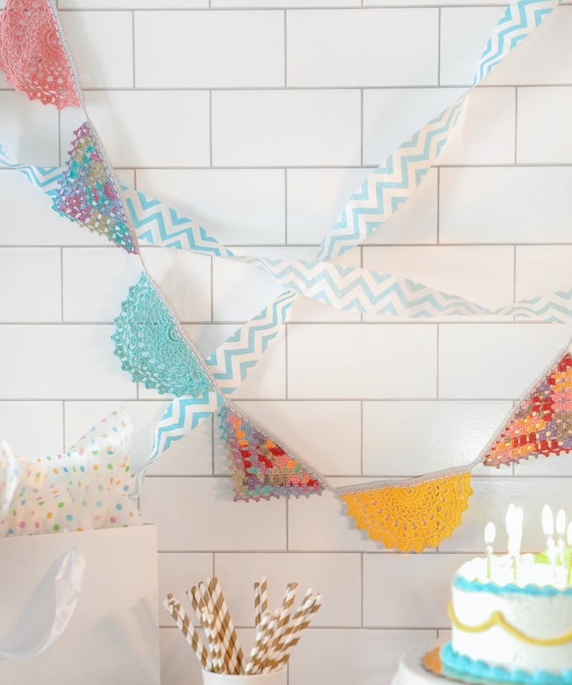 Free Knitting Pattern for a Doily Garland