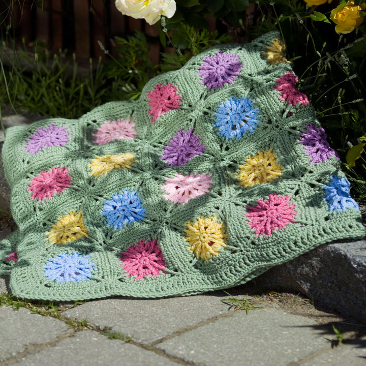 Free Crochet Flower Blanket Patterns