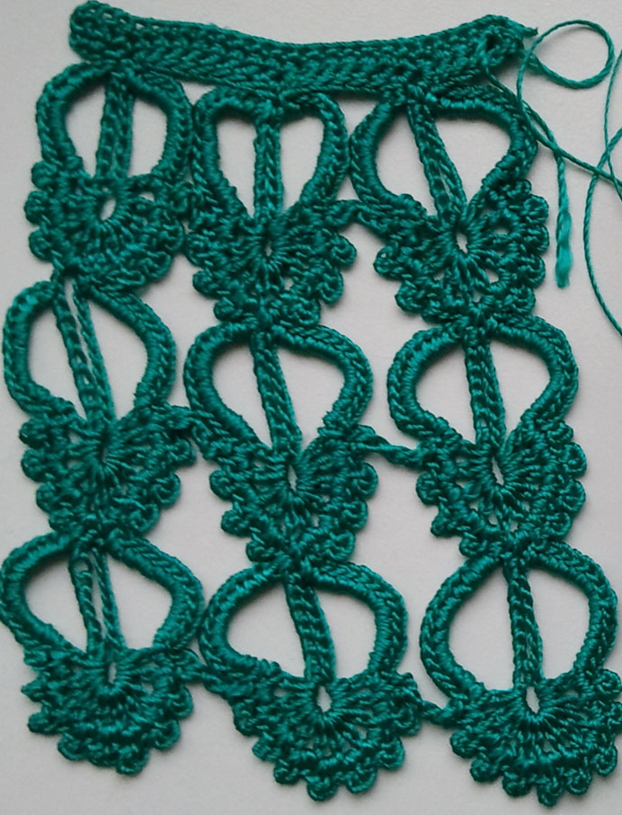 dolce and gabbana crochet
