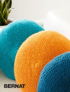 Caron Full Circle Pillow Free Crochet Pattern