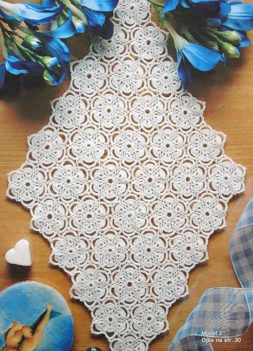 Floral Diamond Table Runner