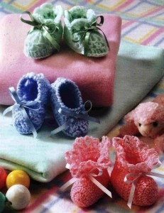3 Cute Baby Booties to Crochet