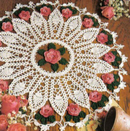 Pineapple and Roses Doily Pattern