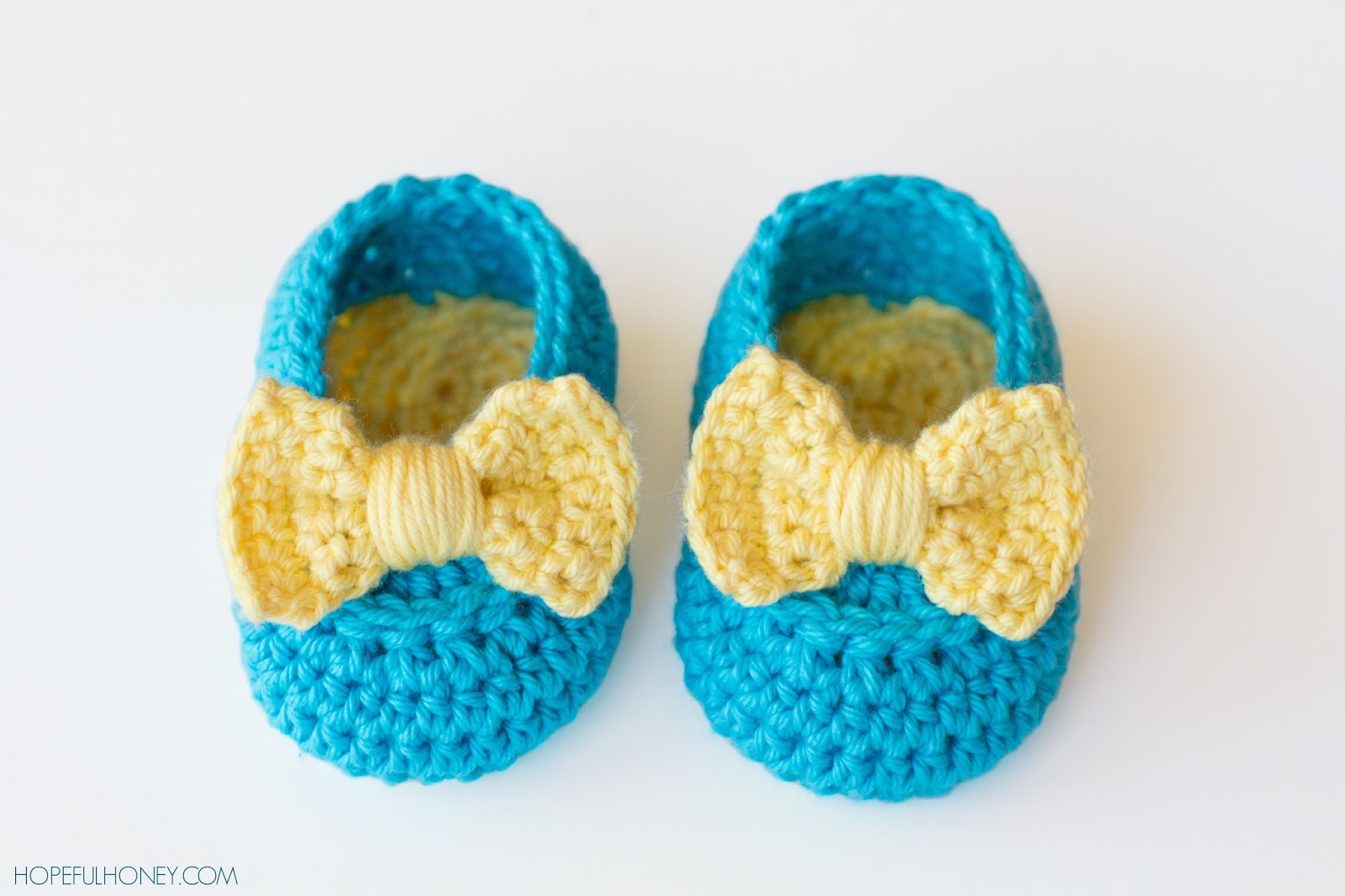 Lemon Drop Baby Booties Free Crochet Pattern