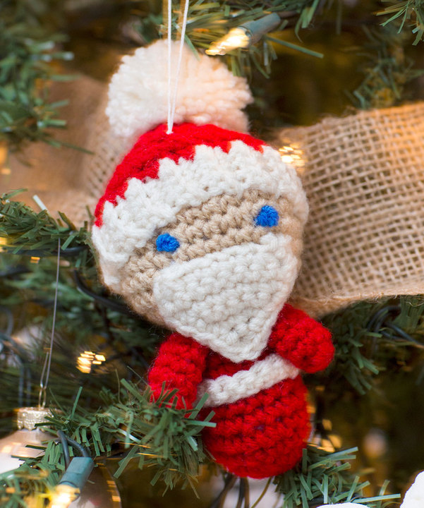 Amigurumi Santa Ornaments Free Crochet Pattern